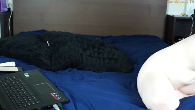 Vídeo da gata Rylie Rowan exibindo toda a sua beleza!