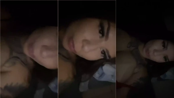 Manuella Alencar fazendo um charme para a lente da câmera