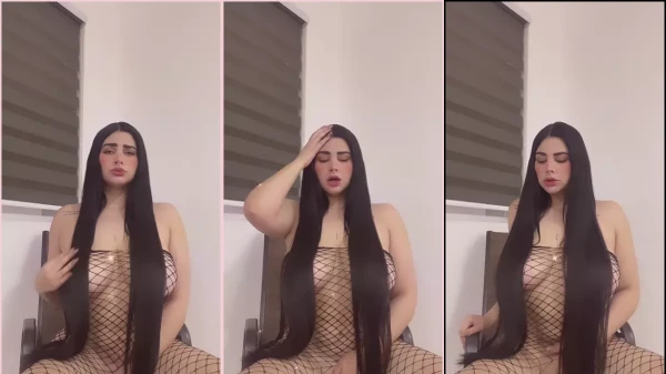 Um vídeo irado da Vanessa Bazán mandando ver na siririca!