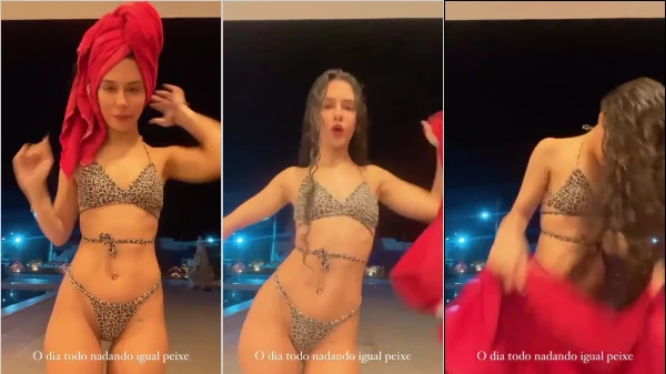Vídeo adulto da morena gata Poliana Arapiraca de biquíni