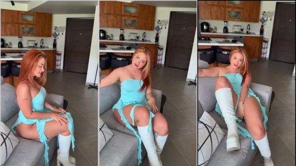 Vídeo que vazou da Karolyusetty mostrando o bundão maravilhoso!