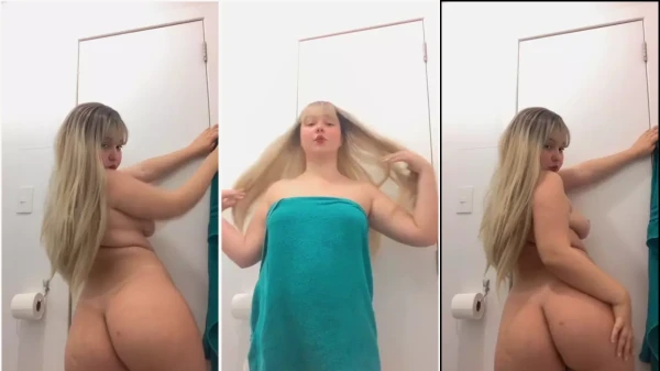 Flora Vip tá se exibindo de forma ousada e bem soltinha!