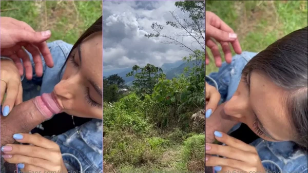 Daniela Antury fazendo um vídeo bem picante de boca cheia ao ar livre