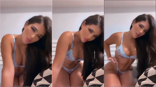 Ana Gandica, essa danada, tá provocando com todo o seu charme sexy!