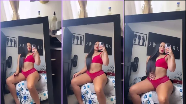 Valentina Rias, uma morena irresistível de calcinha vermelha, tá de dar água na boca!