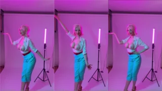 Vídeo banhado de segredos da pinuppixietm com os peitos à mostra