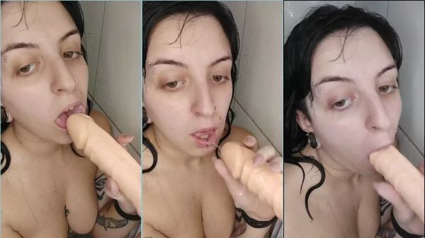Chernogirl fazendo festança com a loirinha safada