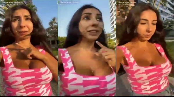 No clima, a Renatinha Mello se mostra arrasando enquanto passeia pela rua