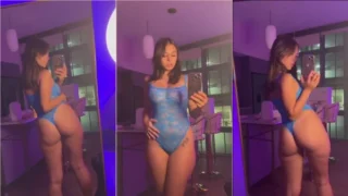 Sophie Rain apareceu na internet com uma calcinha super transparente e deixou todo mundo de queixo caído!