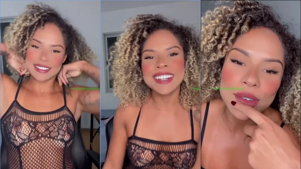 A influencer Kevelin Gomes ostentando uma calcinha bem ousada e transparente