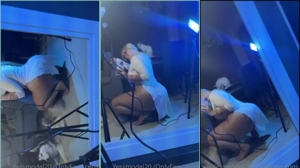 Nia Orozco, toda gostosona de vestido branco, arrasando na dança!