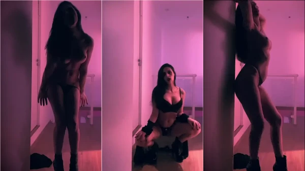 Rainha Hot Wife, toda perfeitinha, se livrando da calcinha