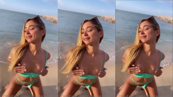 Vídeo da Rafaella Ramalho exibindo os peitos na praia